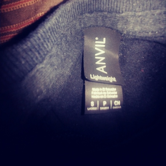 Anvil Size Small Tee NWOT!!☺ - Picture 2 of 5